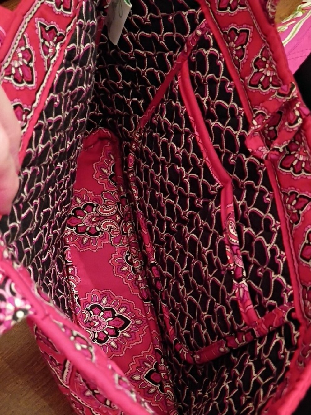 Vera Bradley Red Quilted Tic Tac Tote In Frankly Scarlet Pattern - Picture 2 of 3